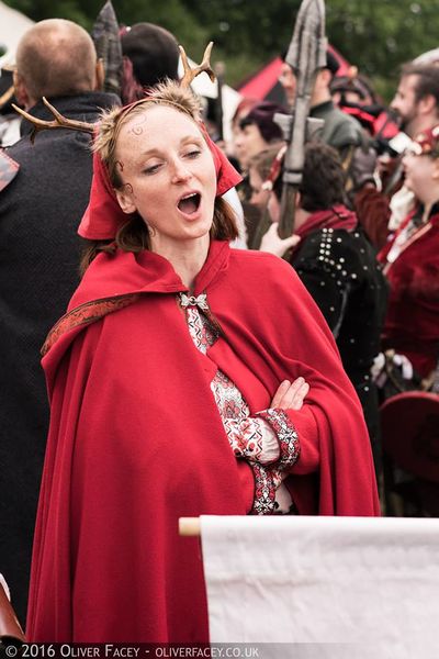 File:Singing Gremani.jpg