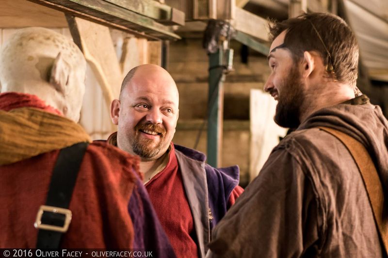 File:Genial Conversation.jpg