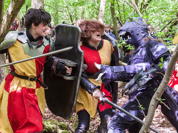 Fighting the trogoni