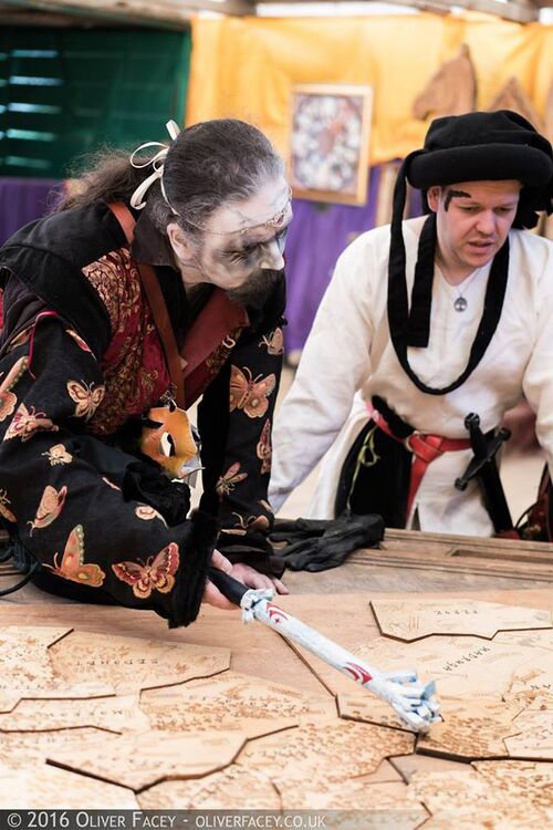 The information gathered with Eyes of the Sun and Moon helps the generals plan their military manoeuvres.