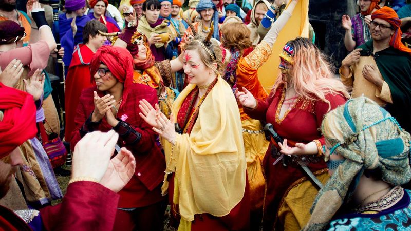 File:Freeborn Crowd.jpg