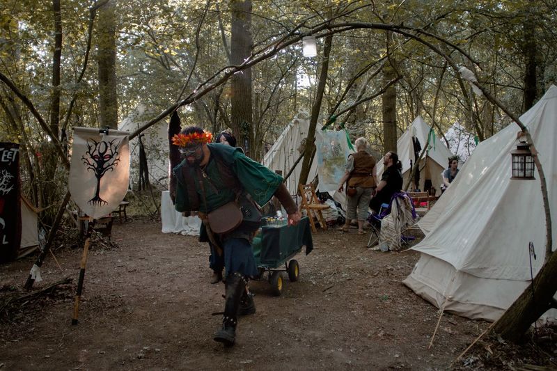 File:Great Dance.jpg