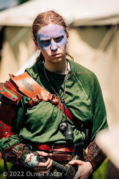 File:Phenomenal Pauldron.jpg