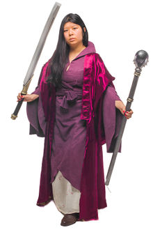 An Urizen magician in glamourweave robe