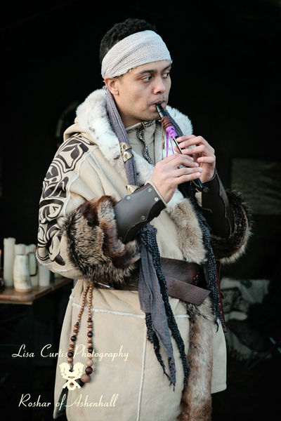 File:Suaq with Flute.jpg