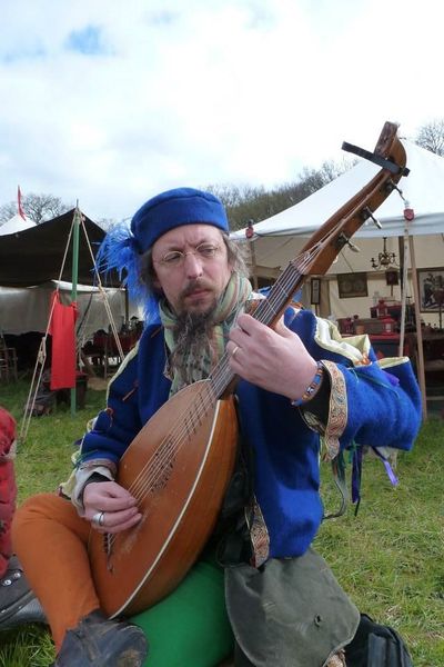 File:Chris Robins Kennish The League Bard.jpg