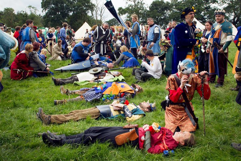 File:Into the Labyrinth.jpg