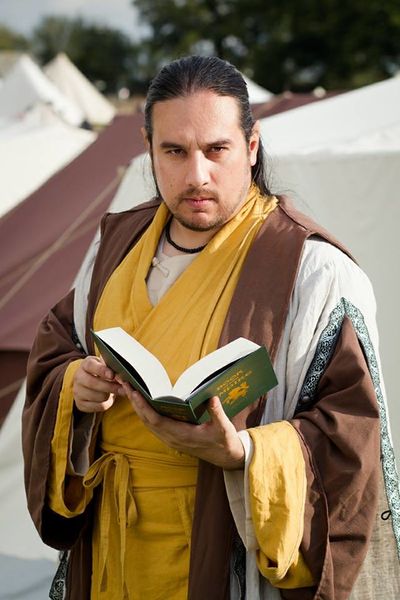 File:Studious Phoenix.jpg