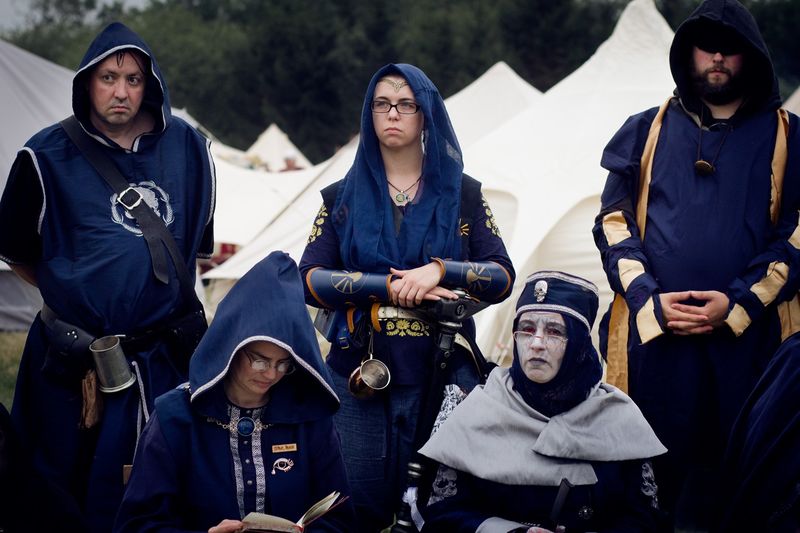 File:Walking the Trods.jpg