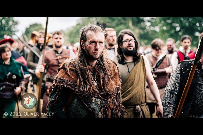 File:Glowering and Glamorous.jpg