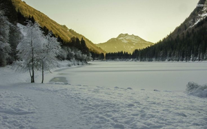 Whitelake, looking south-east towards Pakaanan's Pass