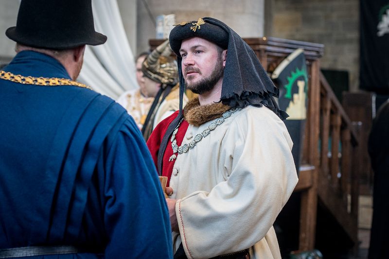 File:Alderman with Hats.jpg